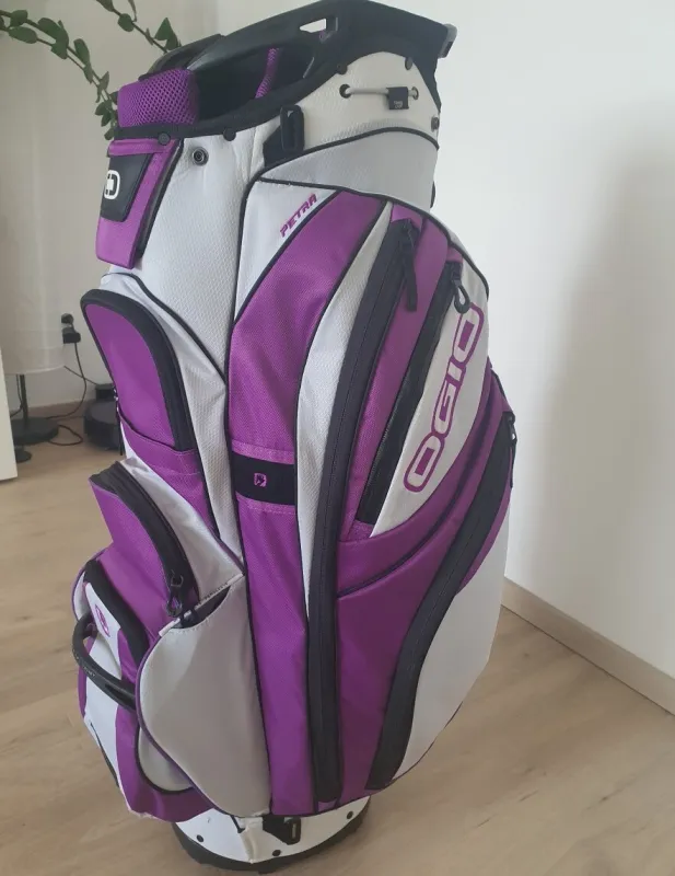Krásný dámský golfový bag