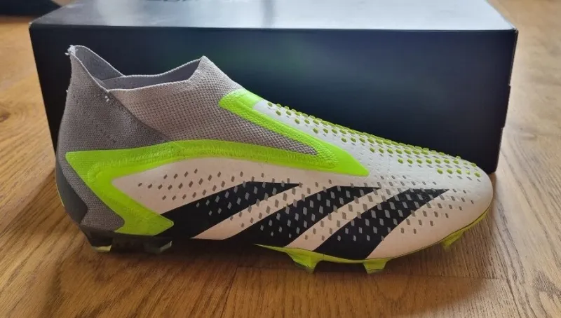 Kopačky Adidas Predator Accuracy + FG